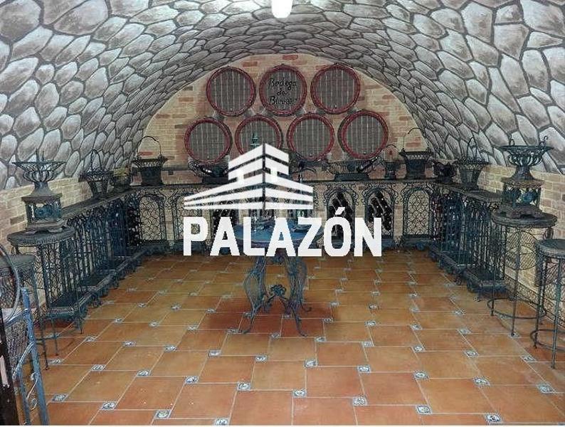 Foto 3899c18b-9629-457f-b914-05c49fc5cc86. Xalet amb aparcament piscina a Crevillente