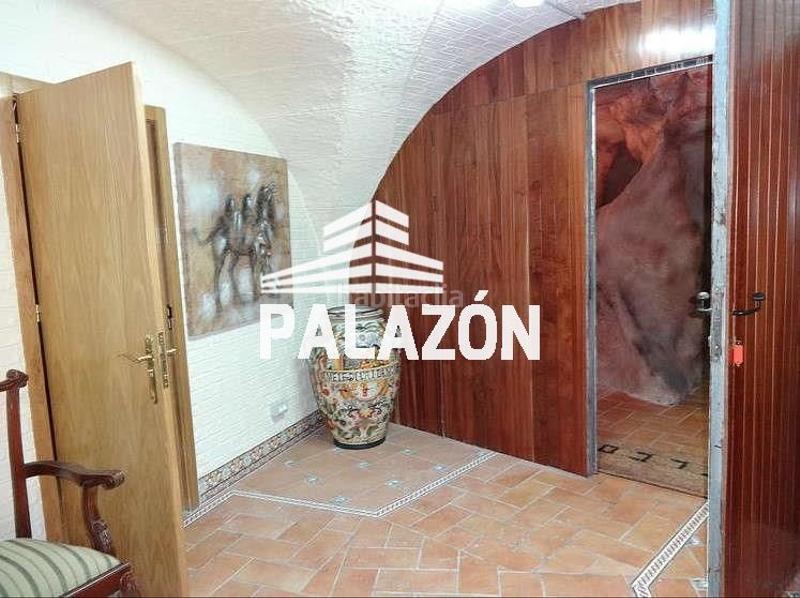 Foto 4aad3656-fb9f-4fea-b08c-808bbac52431. Xalet amb aparcament piscina a Crevillente