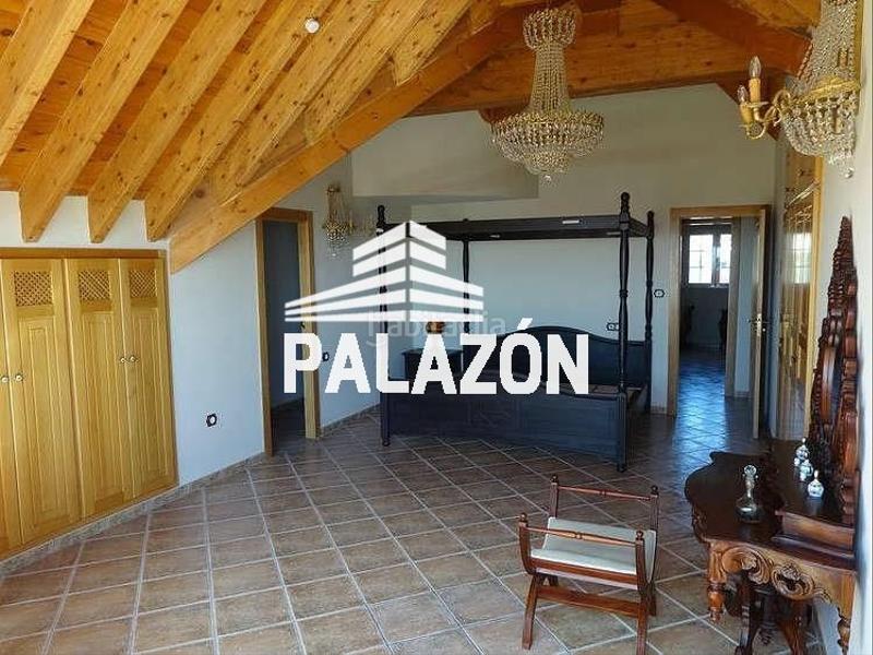 Foto 5a69dfd5-f28a-4032-8624-0e2c7b99d016. Xalet amb aparcament piscina a Crevillente