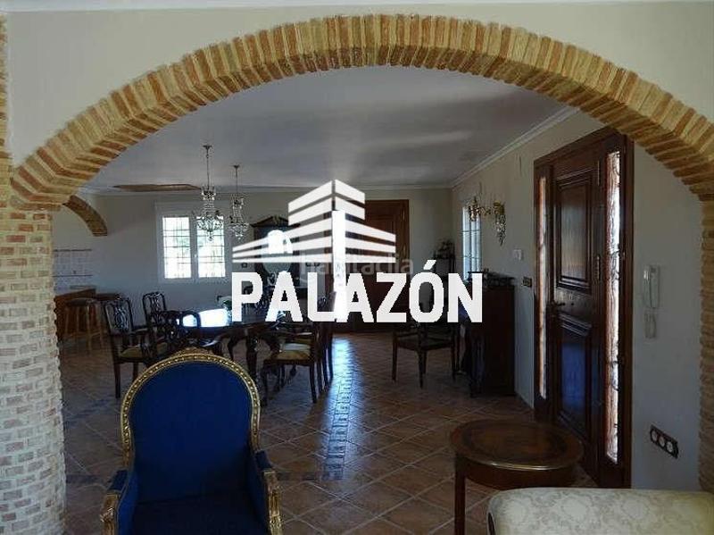 Foto 7be036cc-c2e6-466f-b6cd-722bf6e223db. Xalet amb aparcament piscina a Crevillente