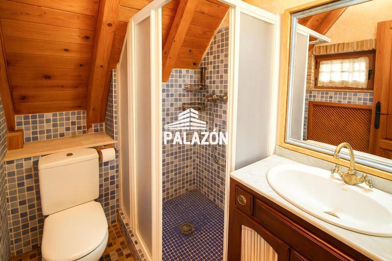 Foto 127b7bfc-f639-4034-9360-06228314f0b7. Chalet with parking pool in Catral