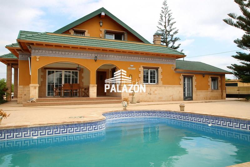 Foto 5071c241-277c-4b09-a59a-cd55e92ce9c3. Chalet with parking pool in Catral