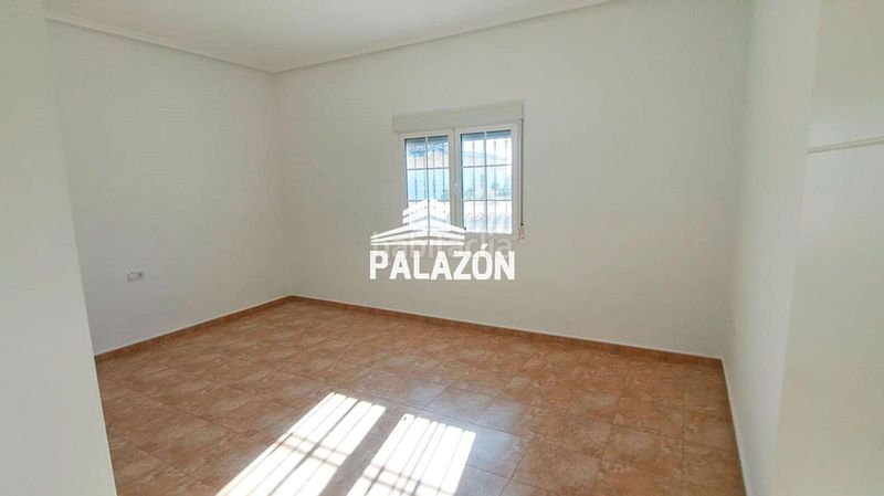 Foto 8338a0c6-5d4f-48c2-bb2c-493be8110f05. Xalet a Catral