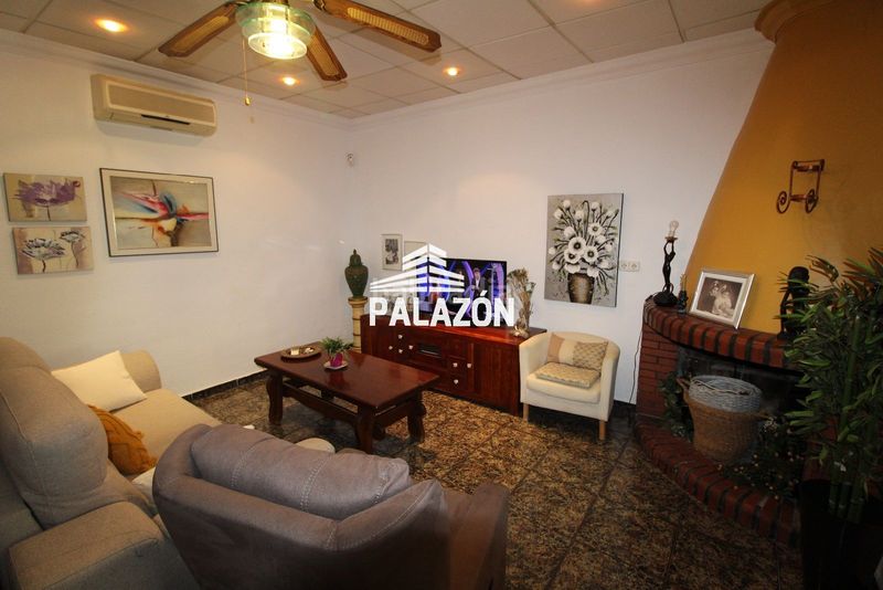 Foto bbecd464-c76e-4cd6-8254-ab19033b8a62. Masía casa de campo adosada en venta alicante en Crevillente