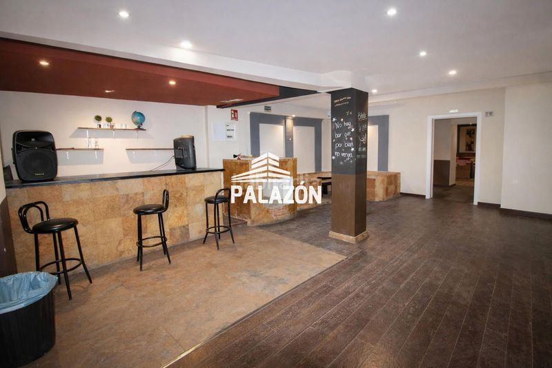 Foto 173ff1f5-07fe-4d03-9402-ee0e2de988f0. Local comercial a Catral