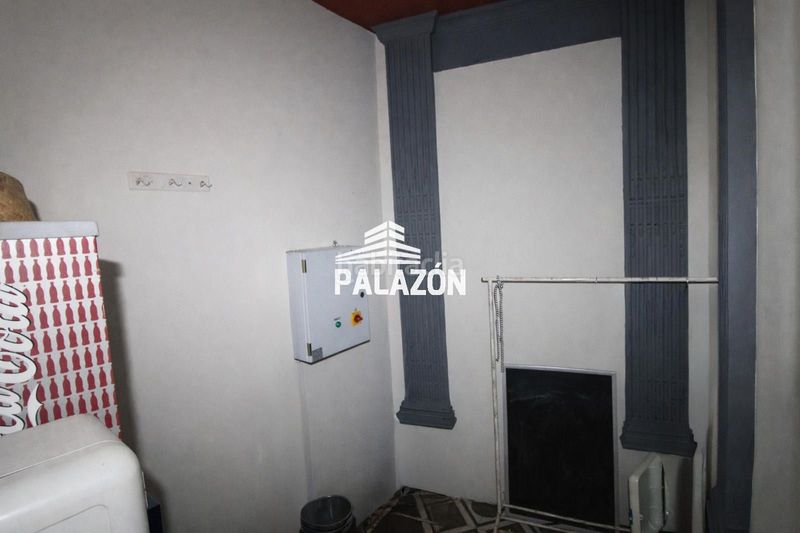 Foto 5c3afbae-5c56-41da-b6e6-8a0b00f8caf3. Local comercial a Catral