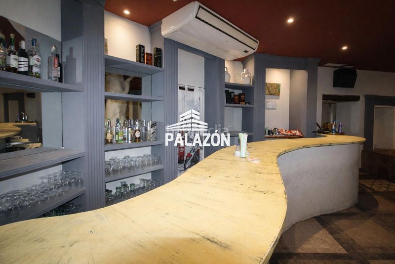 Foto 616ef7d3-d260-40e9-8ad3-8a3b5204ed76. Local comercial a Catral