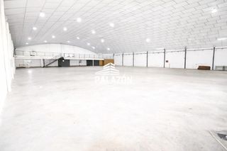 Miete Fabrikhalle in Crevillente. Nave industrial en alquiler en catral alicante