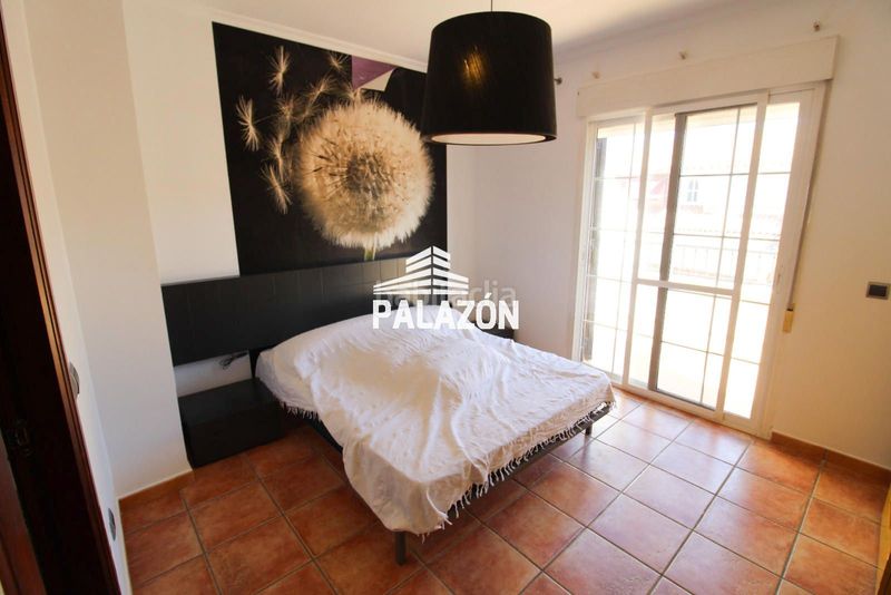 Foto d01d3863-741d-47f4-8666-101d3c4c73b1. Casa amb aparcament a Catral