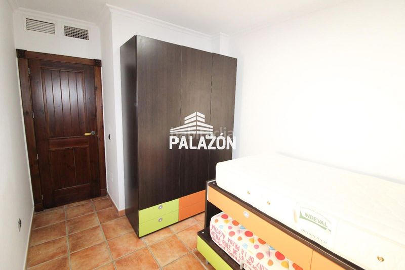 Foto ef1136c1-04a9-4fd3-98ce-dbd5e12488d4. Casa amb aparcament a Catral