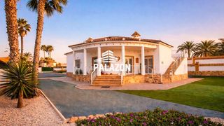 Chalet in Catral. Chalet en venta en catral alicante