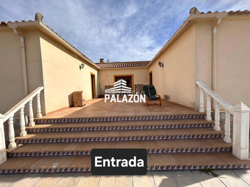 Foto 92569cf8-742b-4a62-b8ed-afc02a4f4573. Xalet a Catral