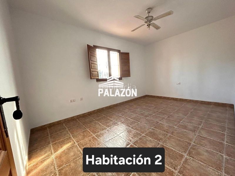 Foto cbfe7242-4f79-4b66-b21d-c5f8afb7dc07. Xalet a Catral