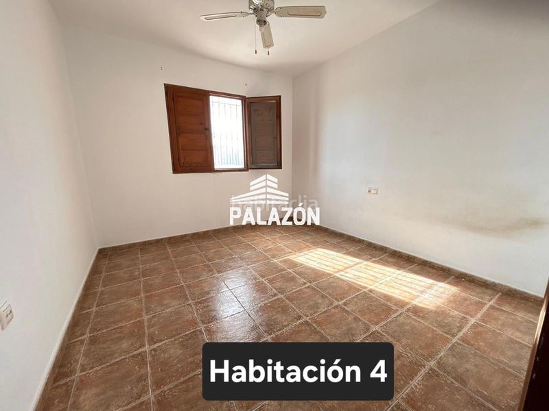 Foto f46beccf-53ad-42b7-a2e4-0499748a96d7. Xalet a Catral