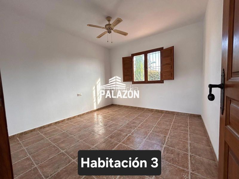 Foto fe5cc41e-acfe-474d-ab96-191ce706e1fe. Xalet a Catral