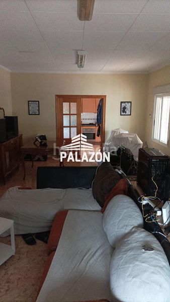 Foto cfed5806-6da0-4767-b654-223329b63452. Masia a Catral