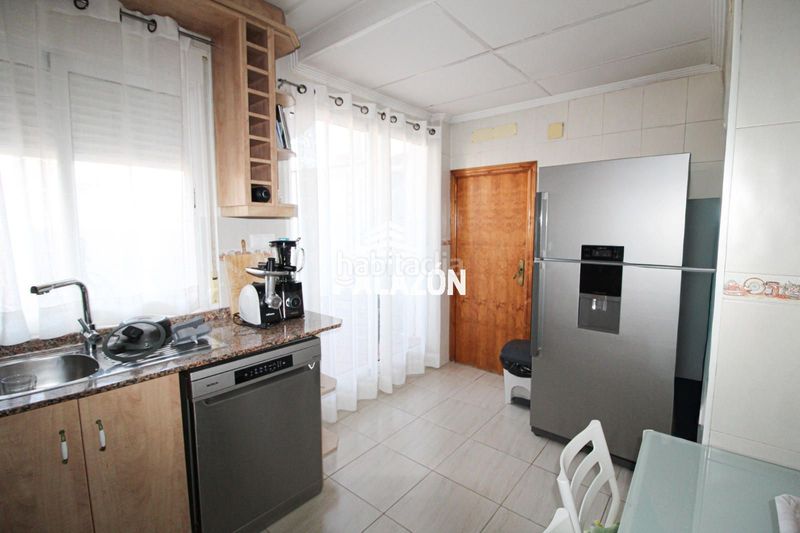 Foto 4036b1d4-5e3f-4838-82f5-63a7af10f4e3. Casa amb aparcament a Dolores