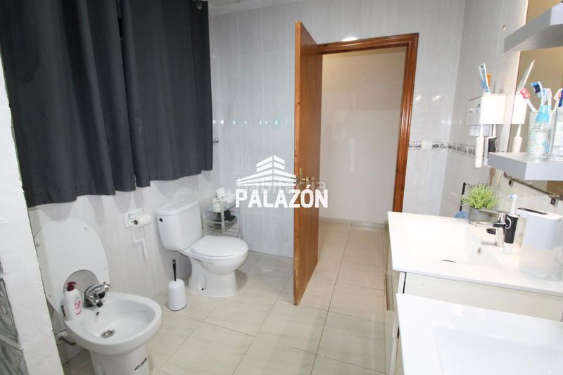 Foto 825b8584-07c0-414f-98a3-45f610b9c984. Casa amb aparcament a Dolores