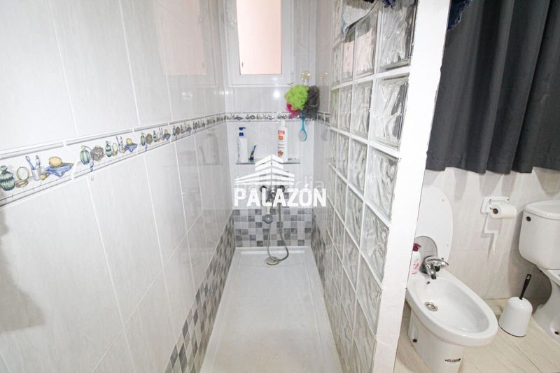 Foto 9fec710a-1464-48d8-8e38-f1bc9dfa5819. Casa amb aparcament a Dolores