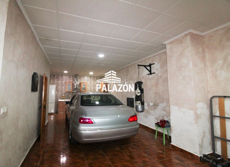Foto dea48ac6-5ec1-4795-97fa-9e27d4c06958. Casa amb aparcament a Dolores