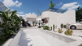 Chalet  N/a. Chalet moderno con piscina y domótica avanzada en torrevieja