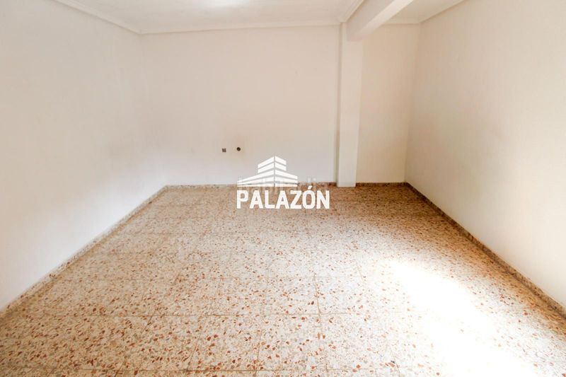 Foto b199f925-120d-450b-a4fe-e7556495ef56. Pis a Catral