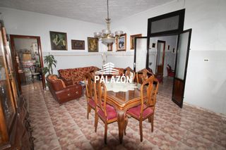 Casale in Catral. En callosa de segura
