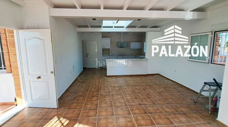 Foto a298baf7-ec05-43ee-be32-5b9595821756. Xalet amb aparcament a Catral