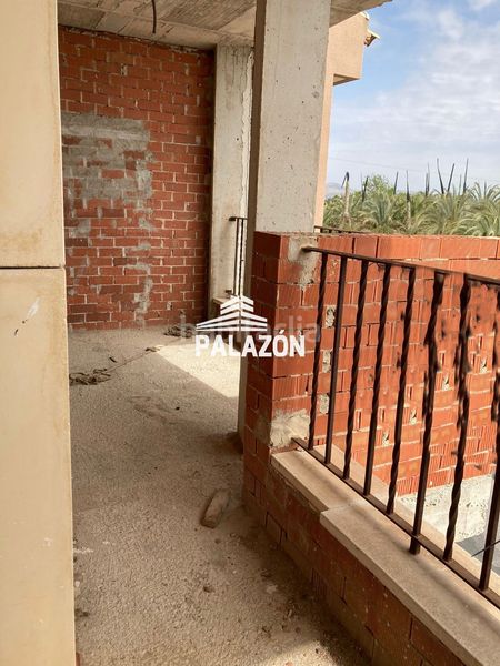 Foto 7fb2080c-c912-455d-bab8-8c9ee2ae9837. Casa amb aparcament a Catral