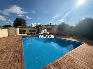 Chalet  N/a. Chalet en venta en callosa del segura alicante