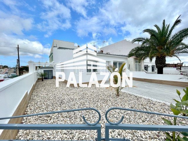 Foto 4ab80c56-9a04-4492-85d5-0337974433d3. Casa a Beniarbeig