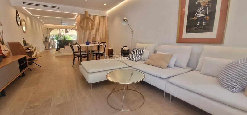 Foto 663f18b6-4c79-4f83-b36d-c50c25a30528. Casa a avinguda de la armada española 75 a calas Santa Pola este Santa Pola