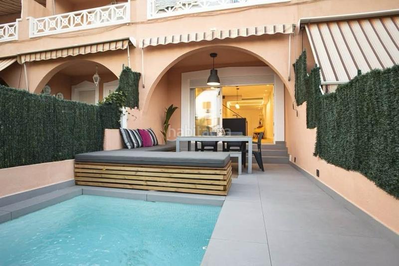 Foto 6b998bab-ce3d-4c1f-a7a4-bc886ffbb408. Casa a avinguda de la armada española 75 a calas Santa Pola este Santa Pola