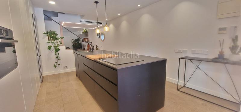 Foto d182e63a-6872-4f8e-b471-d510d4c768ec. Casa a avinguda de la armada española 75 a calas Santa Pola este Santa Pola