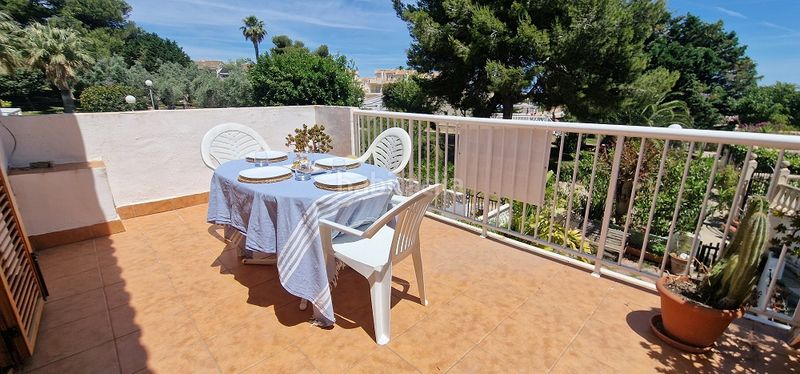 Foto cffeeb6e-0156-41b3-82f5-328b5b146a2e. Apartament amb piscina a Panorama-Sierramar Santa Pola