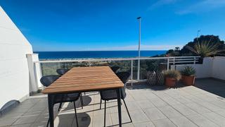 Attique  Avinguda del mediterrani 19. Fantástico ático de 3 dormitorios con vistas al mar.