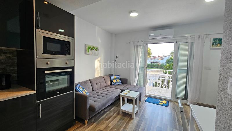 Foto 2a4b30f1-bae4-41ee-8eef-a89f1e062e01. Piccolo appartamento in avinguda del mediterrani 68 in Santa Pola