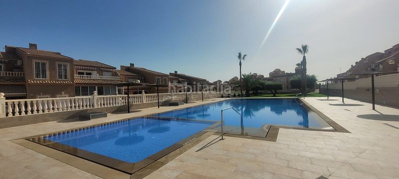 Foto 0f771db2-1b6c-4036-bb74-1b4d42eb2b3d. Apartament amb piscina a Monte y Mar Santa Pola