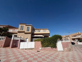 Apartament  Calle canarias. Ga388 soleada planta alta en esquina