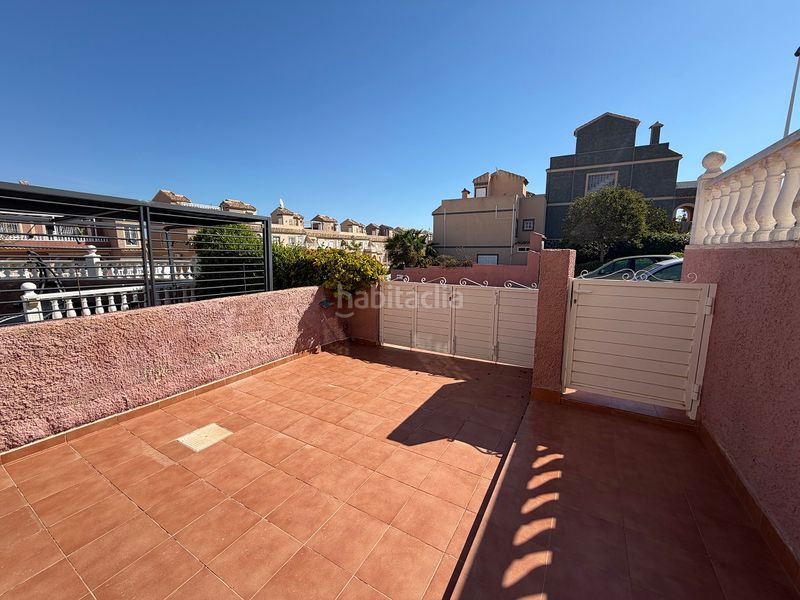 Foto 6bbf2459-2af8-4d4f-8766-4b08a1bf22f6. Apartament amb piscina a Monte y Mar Santa Pola