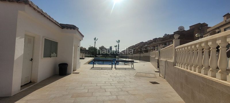 Foto a3bc1ee1-16da-4cbd-81a4-12a0881b2f3c. Apartament amb piscina a Monte y Mar Santa Pola