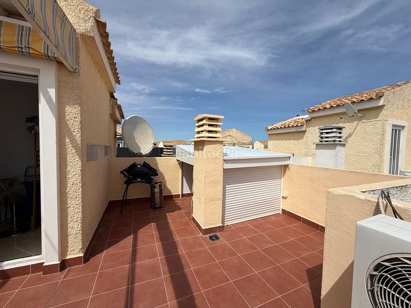 Foto 1ebd33bd-d60b-4775-a9d1-c6019c0a9062. Casa adossada amb piscina a Monte y Mar Santa Pola