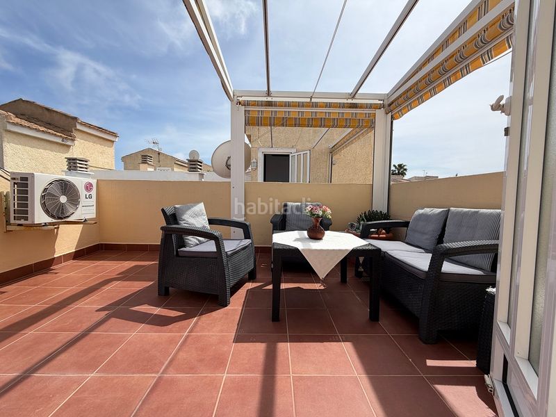 Foto 239529b2-678a-4915-944d-37b9dad961d2. Casa adossada amb piscina a Monte y Mar Santa Pola