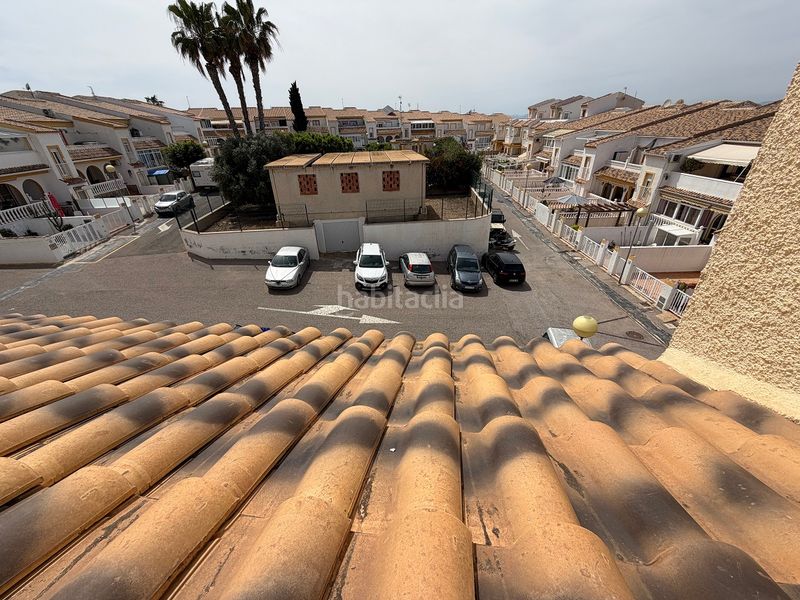 Foto 56051bf5-a550-41d1-aa84-422668d6add8. Casa adossada amb piscina a Monte y Mar Santa Pola