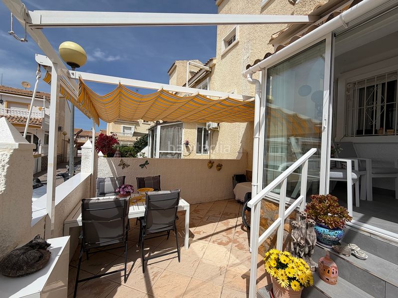 Foto f8b3f043-58cb-49d8-b1a7-1f320e5242db. Casa adossada amb piscina a Monte y Mar Santa Pola