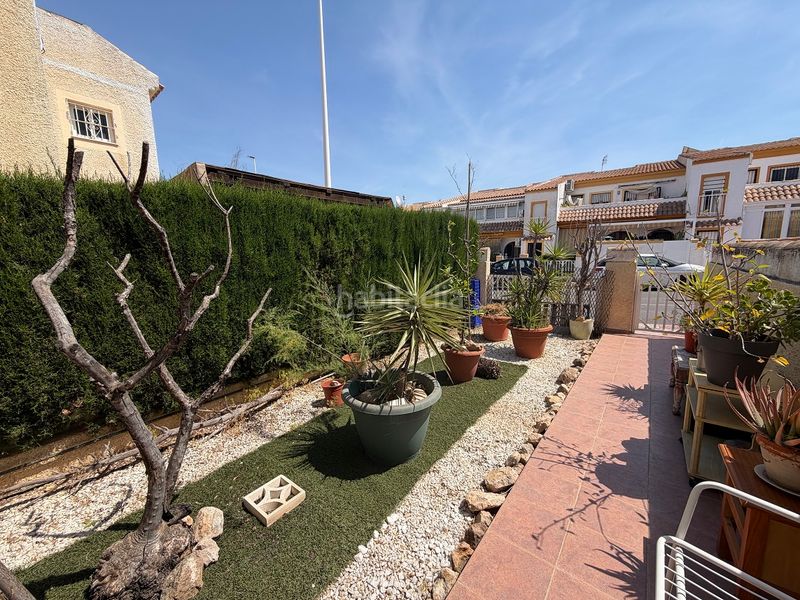 Foto 412cc3a8-5d10-4c68-9059-e4dad269d4b9. Casa amb piscina a Monte y Mar Santa Pola