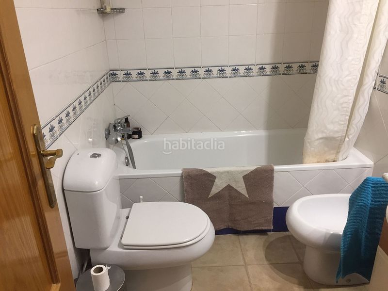 Foto a74b6b1a-548b-485e-9366-8dfe540bf55b. Casa adossada amb piscina a Panorama-Sierramar Santa Pola