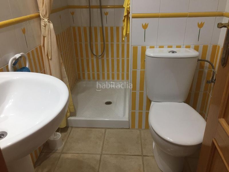 Foto bfc6a474-ff53-497b-8969-b52564c4c7a5. Casa adossada amb piscina a Panorama-Sierramar Santa Pola