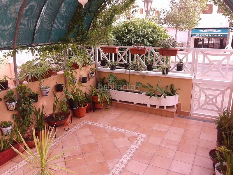 Foto d8725967-5e6d-459f-8c1c-4b8f5710f194. Casa adossada a calas Santa Pola este Santa Pola