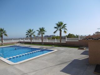 Casa  Calle canarias. Planta alta en monte y mar